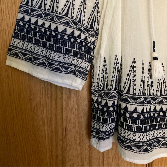 Merona Embroidered Peasant Blouse S - Picture 2 of 4
